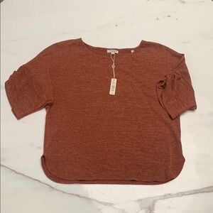 NWT Max Studio Rust Top size XL